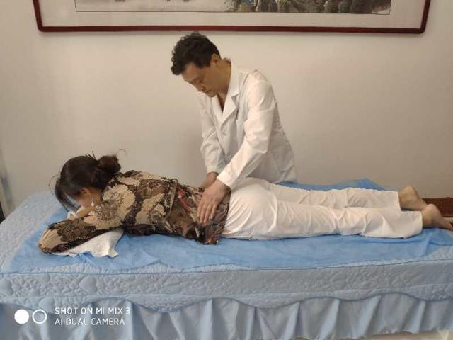 张德全中医骨伤科诊所正式开业 独特疗法已进入省级非遗目录